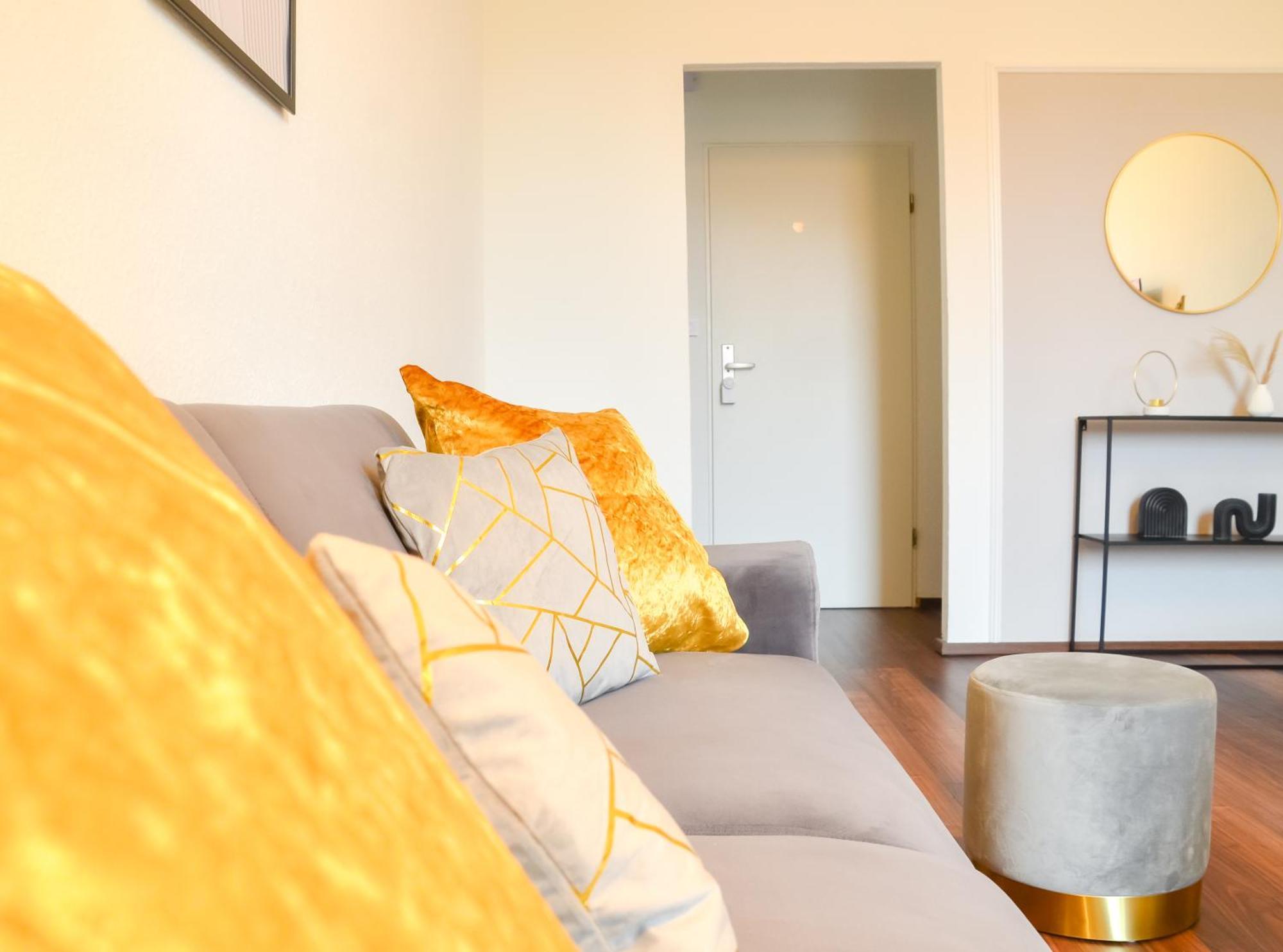 Milpau Buer 3 - Modernes Und Zentrales Premium-Apartment Mit Queensize-Bett, Netflix, Nespresso Und Smart-Tv Гелзенкирхен Екстериор снимка